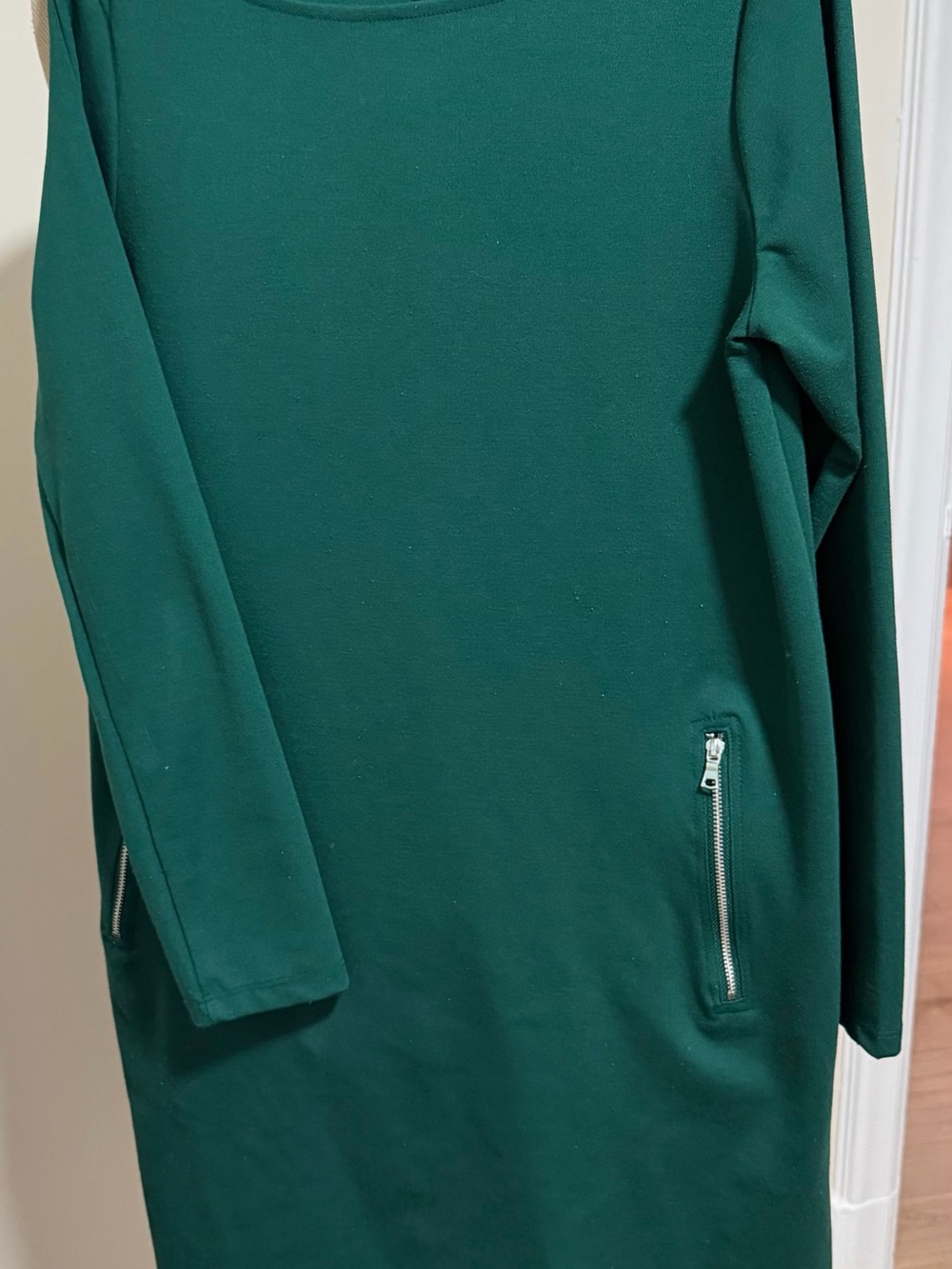 Forest Green Long-Sleeve dress with Zip Pockets size small